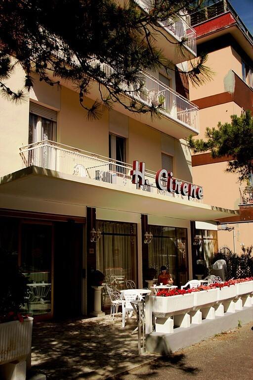Hotel Cirene Rimini Exterior foto
